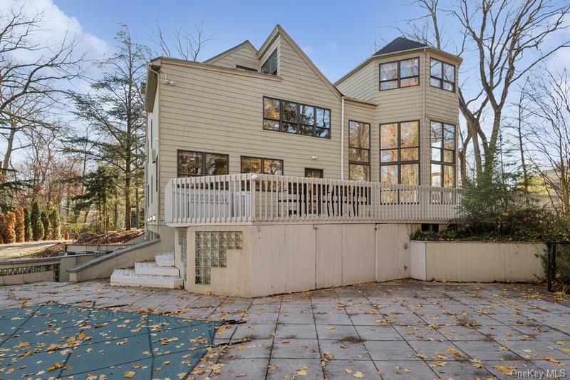 #14 photo, 6 The Maples, नासाउ काउंटी Roslyn , NY 11576