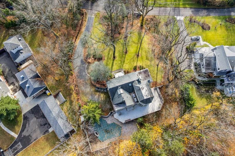 #4 photo, 6 The Maples, नासाउ काउंटी Roslyn , NY 11576