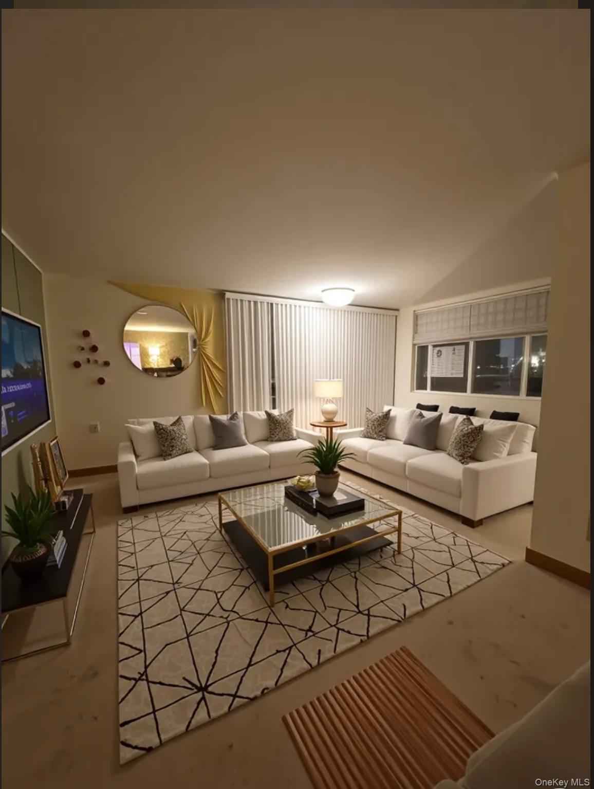 #3 photo, 110-11 Queens Boulevard, कुईंस Forest Hills , NY 11375