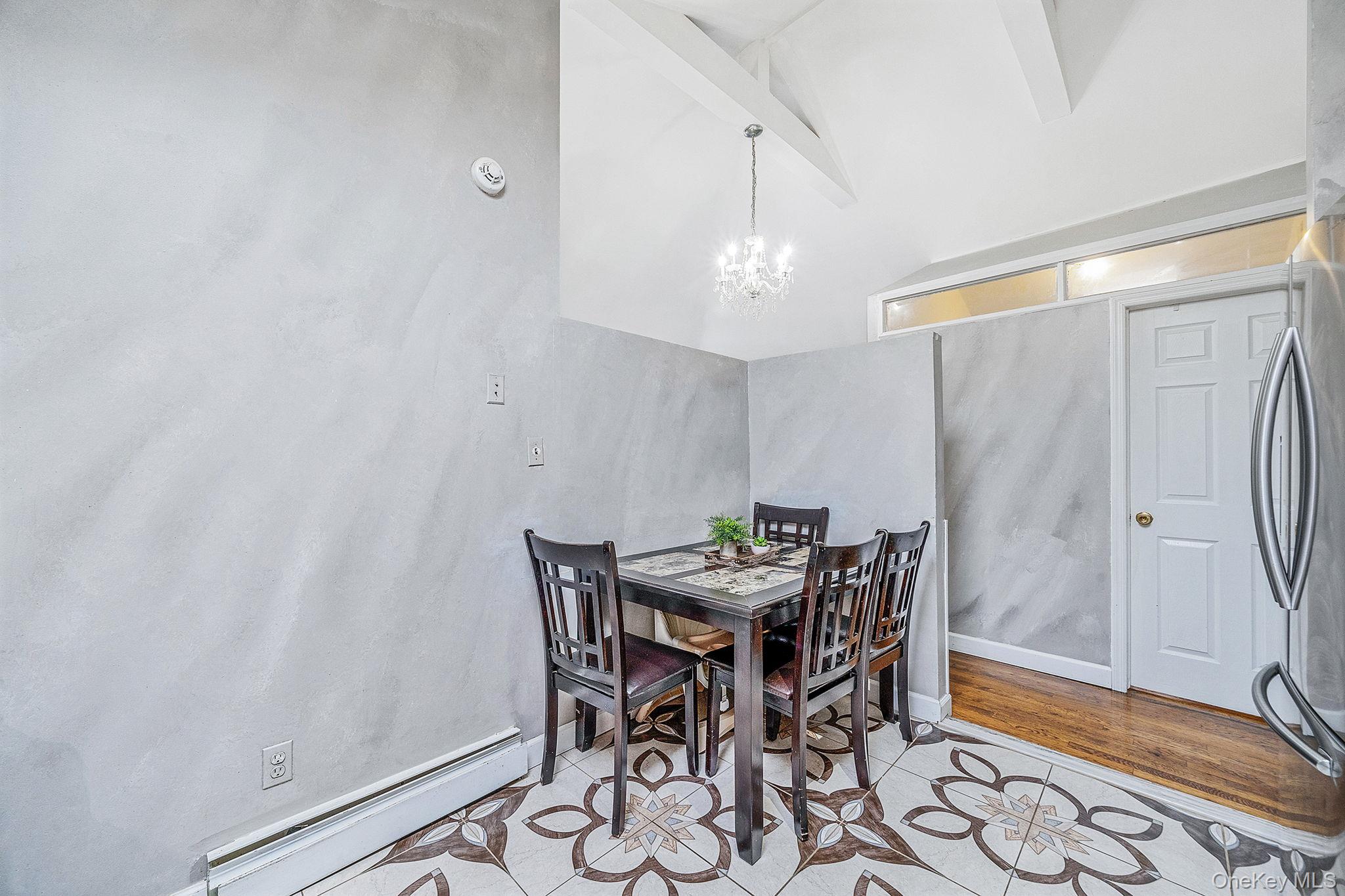 #10 photo, 8470 159th Street, কুইন্‌স Jamaica Hills , NY 11432