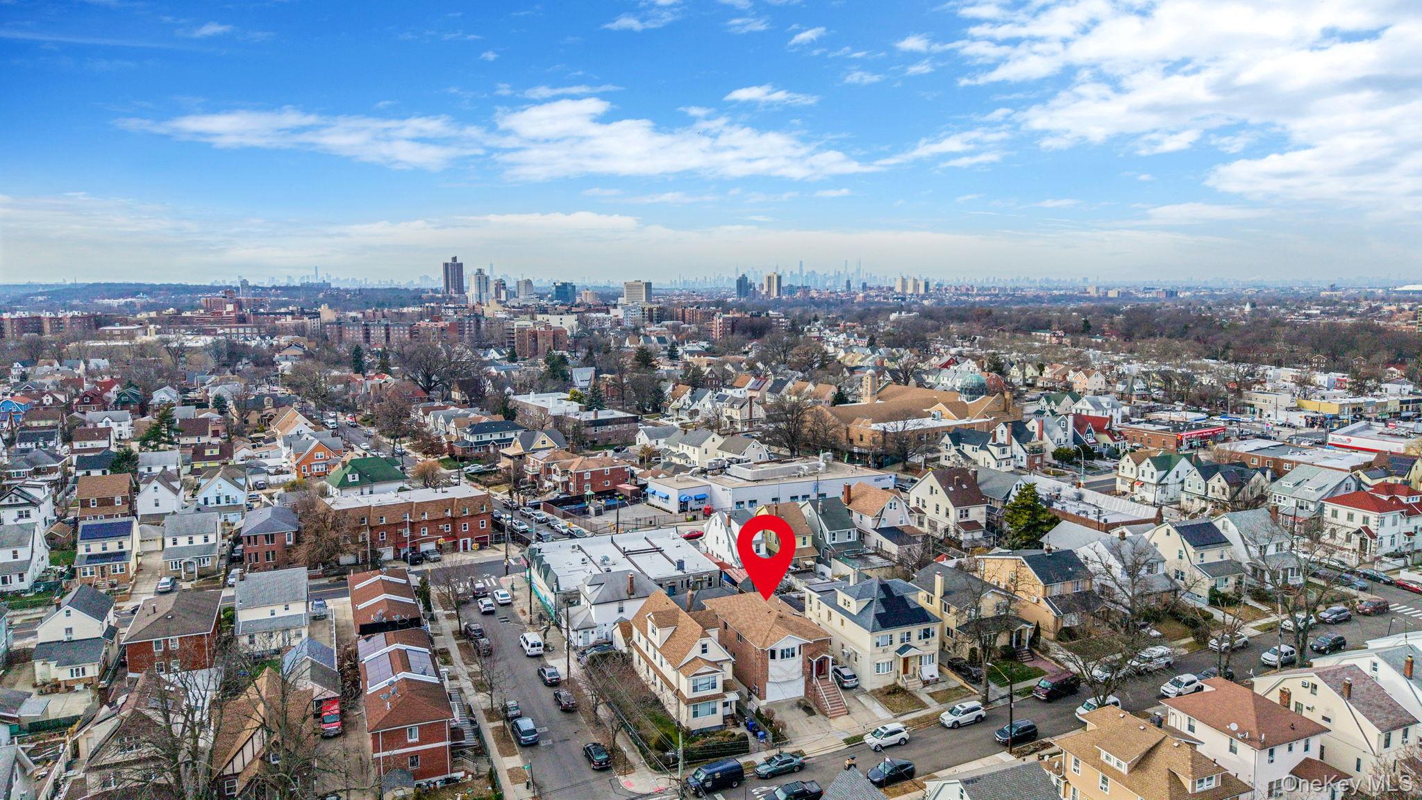 #3 photo, 8470 159th Street, কুইন্‌স Jamaica Hills , NY 11432