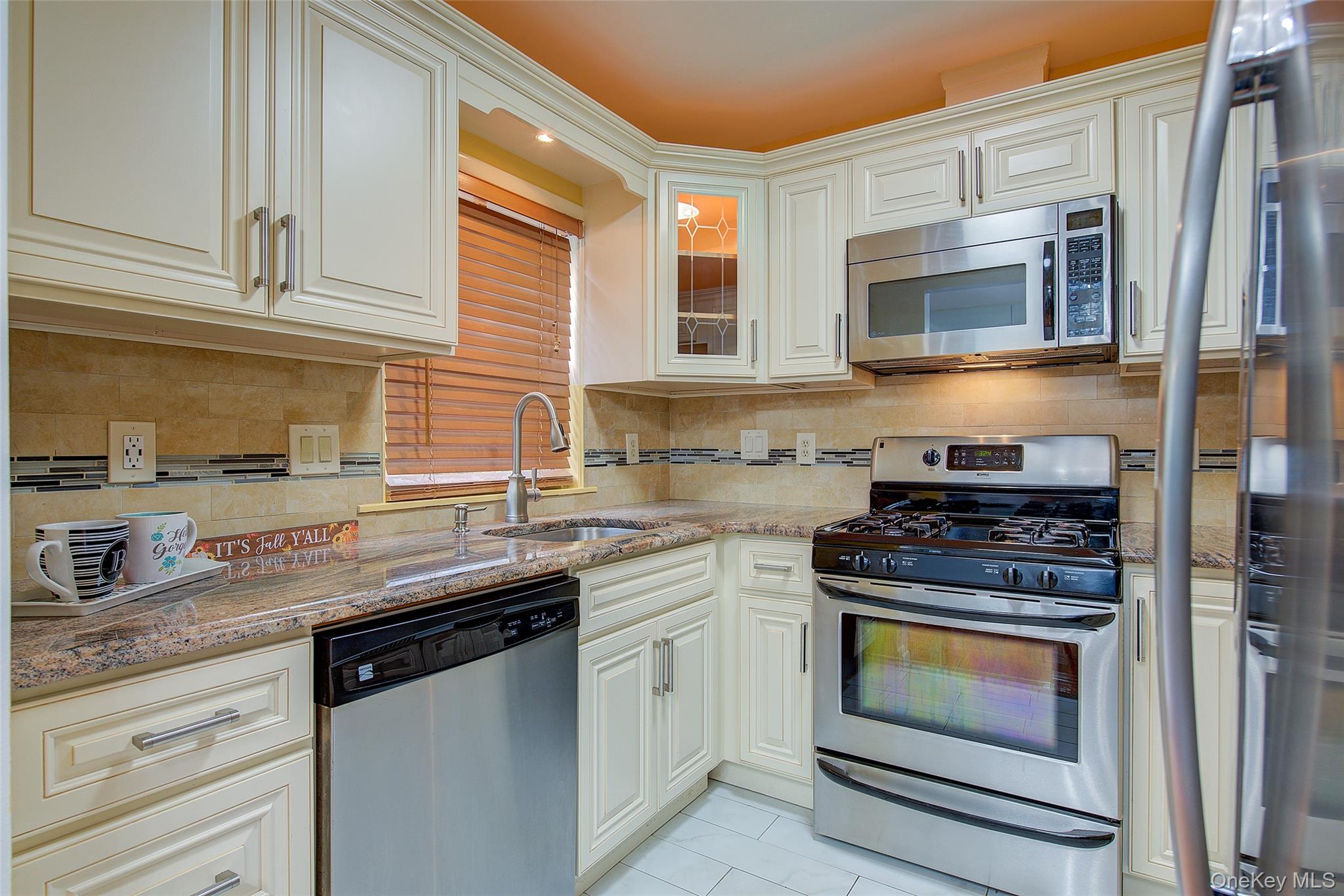 #16 photo, 41 Beechwood Avenue, Mount Vernon , NY 10553