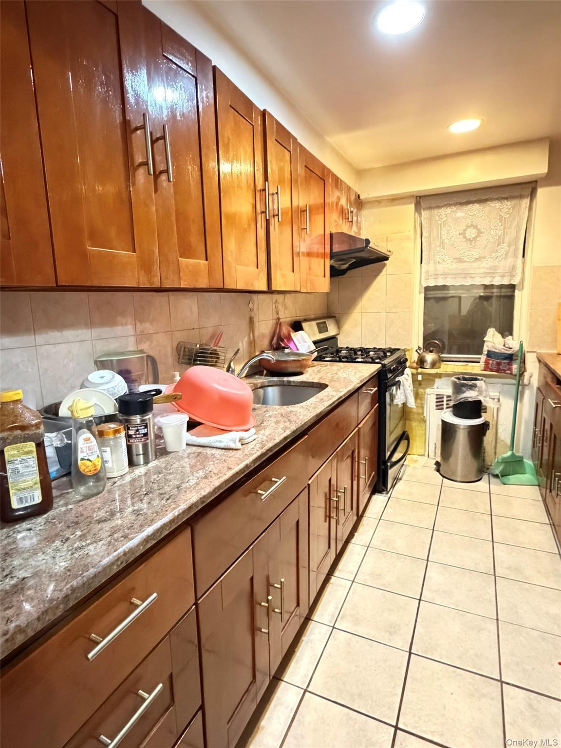 #2 photo, 134-39 Blossom Ave, 皇后區 Flushing , NY 11355