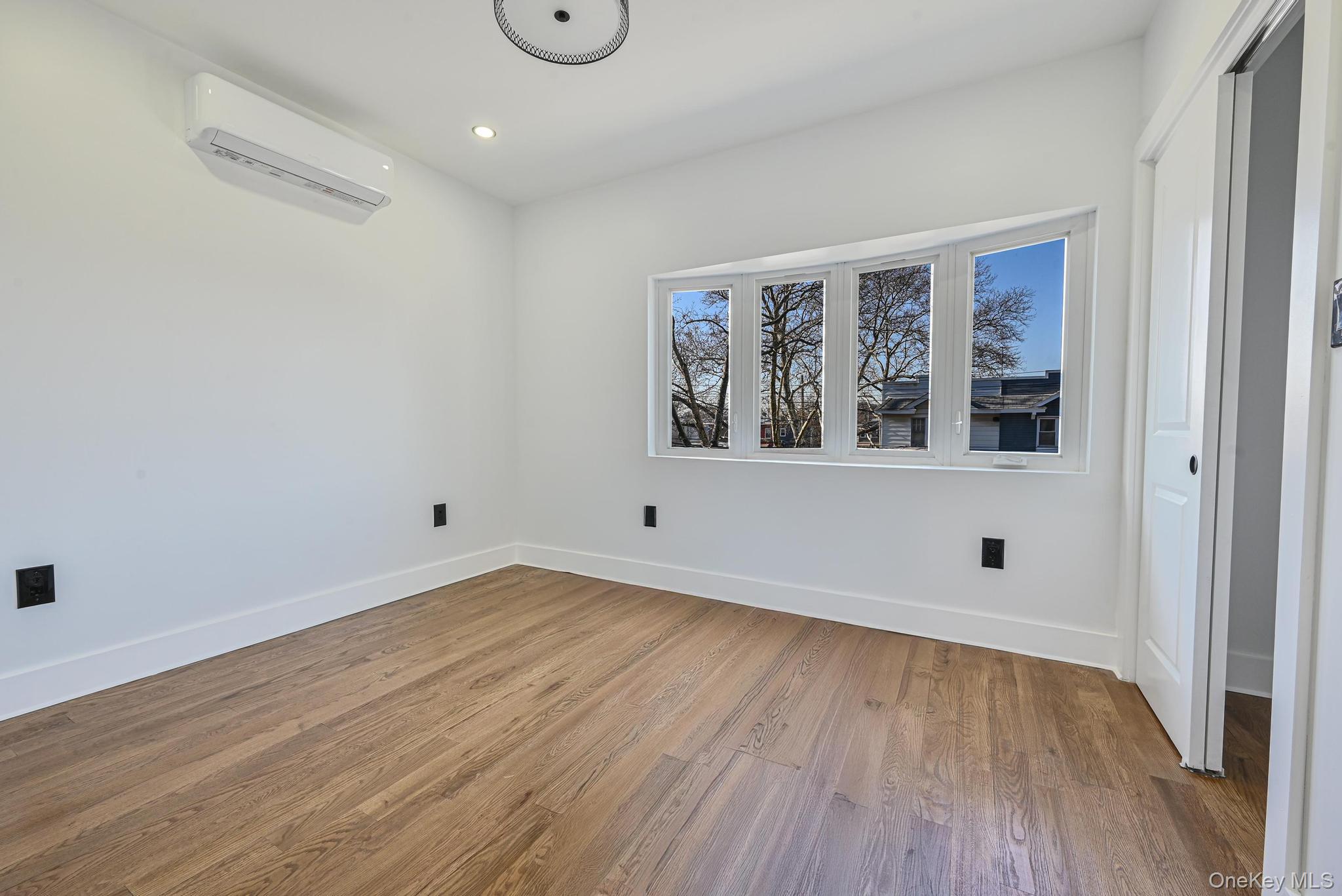 #15 photo, 92-43 76th Street, Woodhaven , NY 11421