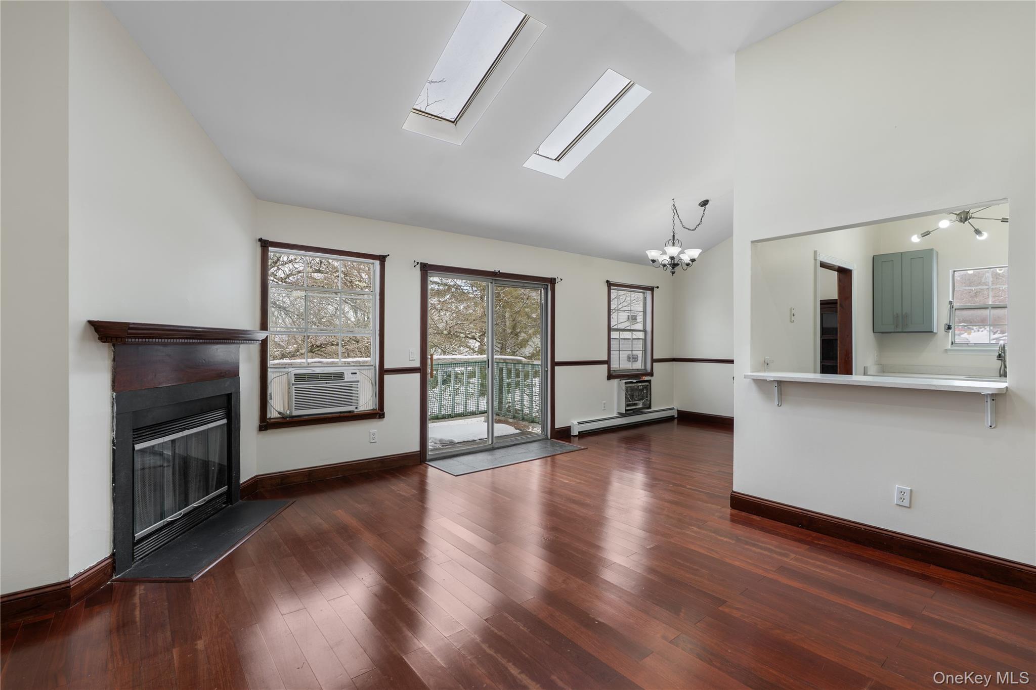 #4 photo, 8 Lexington Hill, 뉴욕주 Harriman , NY 10926