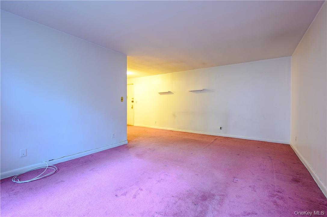 #6 photo, 3 Sadore Lane, 纽约州 Yonkers , NY 10710