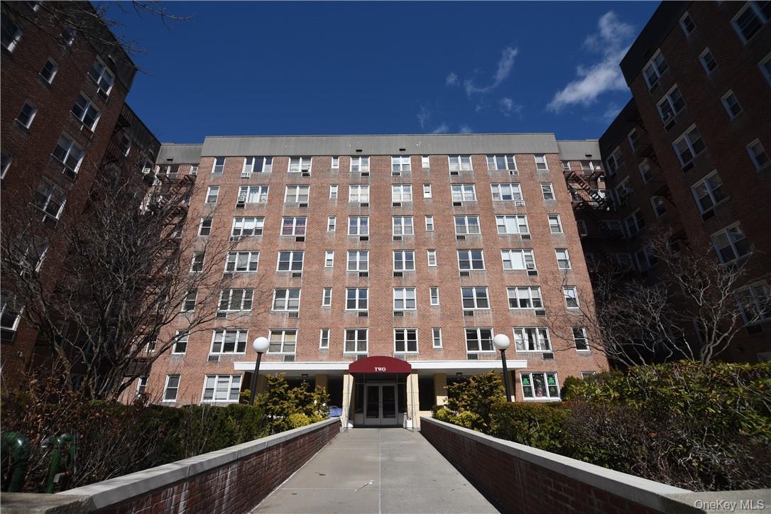 #12 photo, 2 Sadore Lane, 纽约州 Yonkers , NY 10710