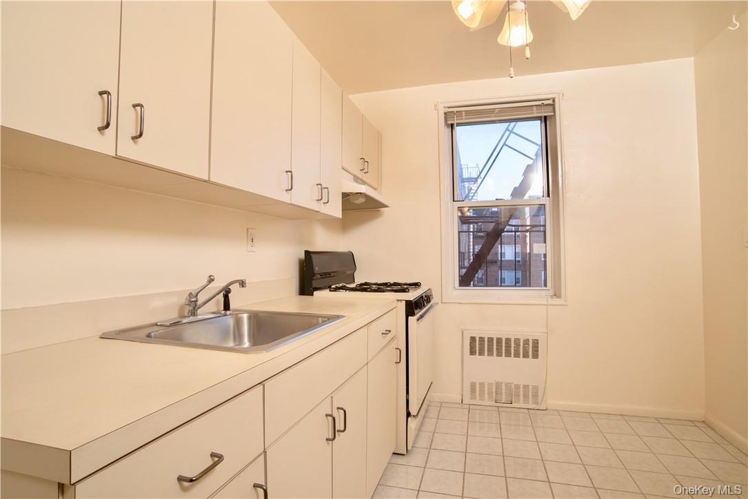 #2 photo, 2 Sadore Lane, 纽约州 Yonkers , NY 10710