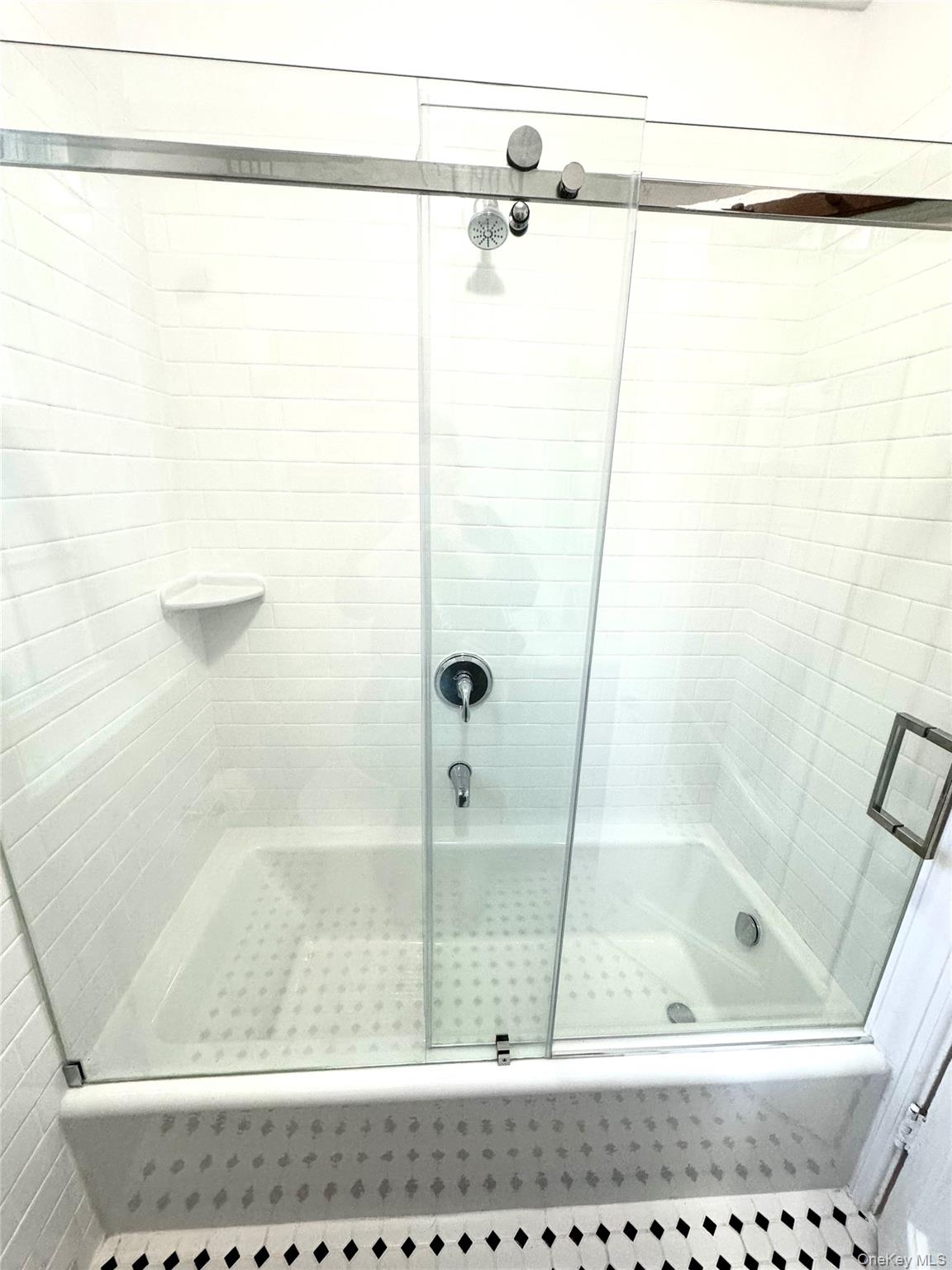 #10 photo, 85 N Broadway, White Plains , NY 10603