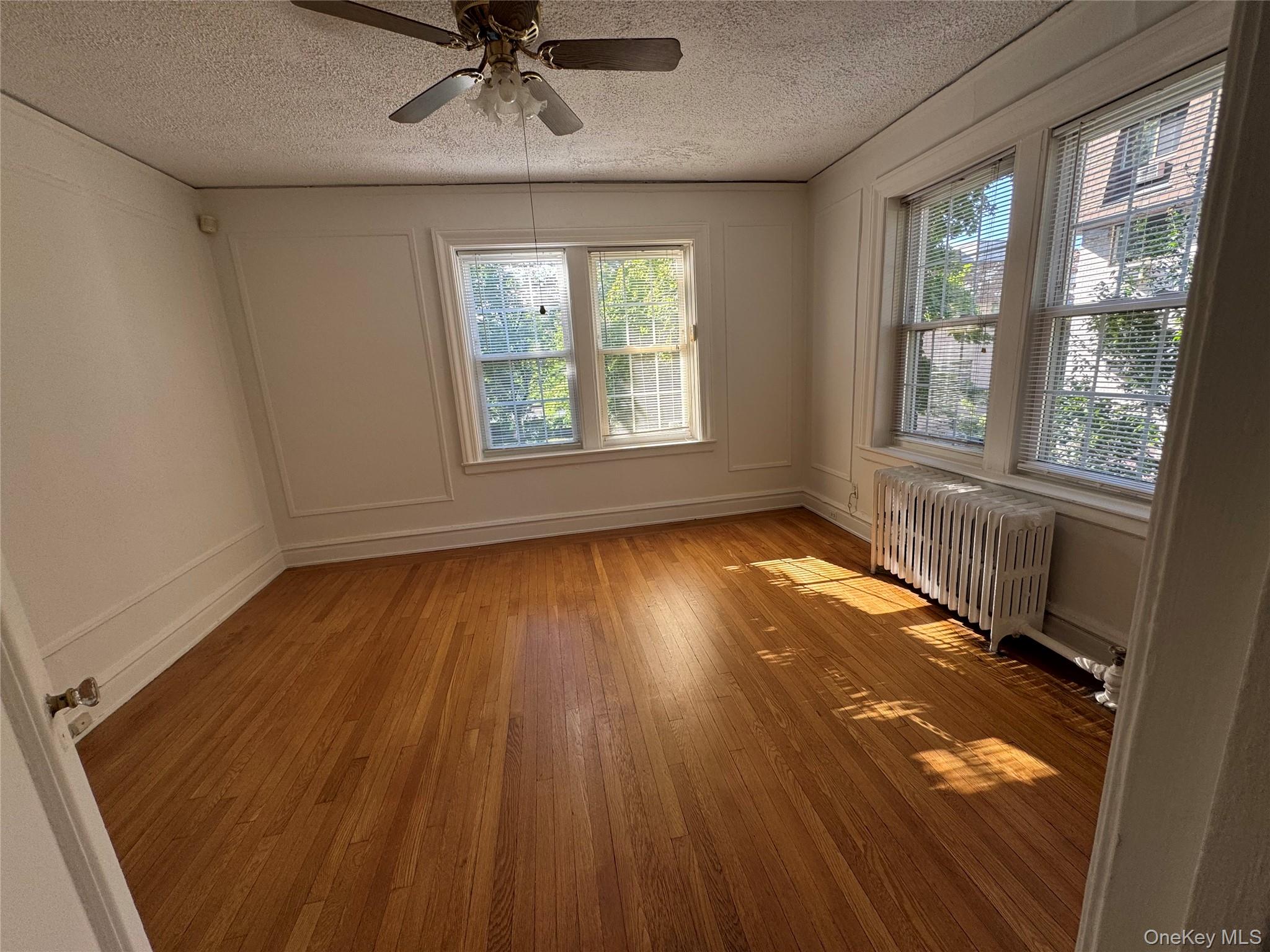 #8 photo, 85 N Broadway, White Plains , NY 10603