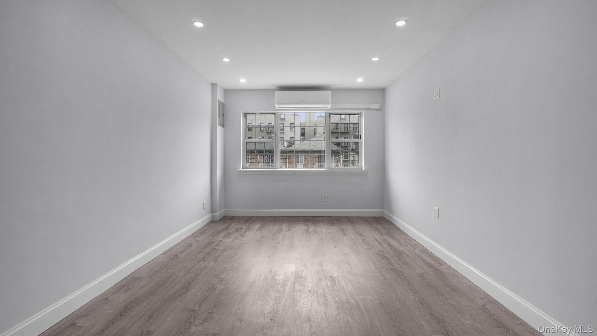 #16 photo, 3604 Willett Avenue, 브롱크스 Bronx , NY 10467