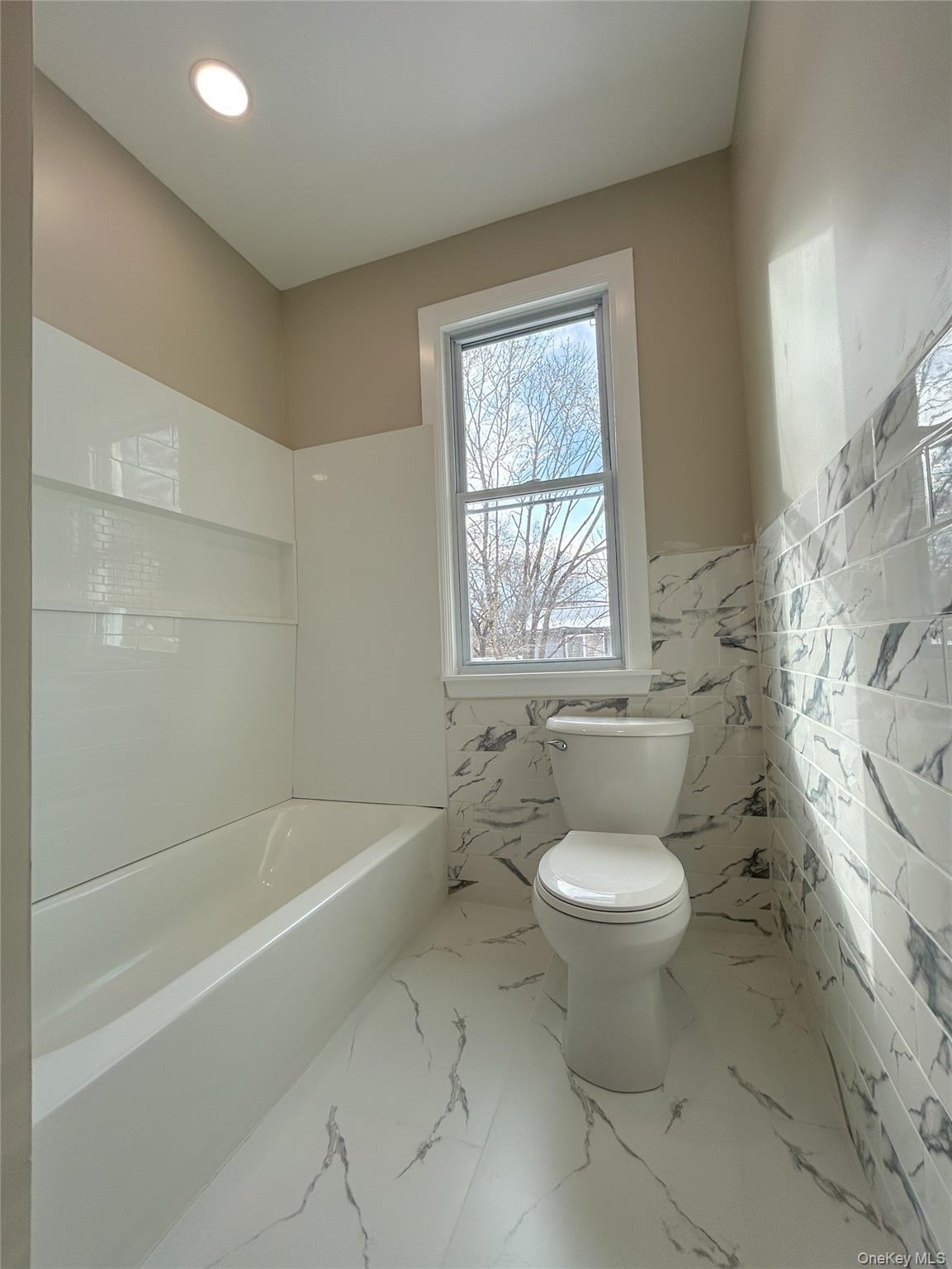 #5 photo, 51 Park Avenue, Poughkeepsie , NY 12603