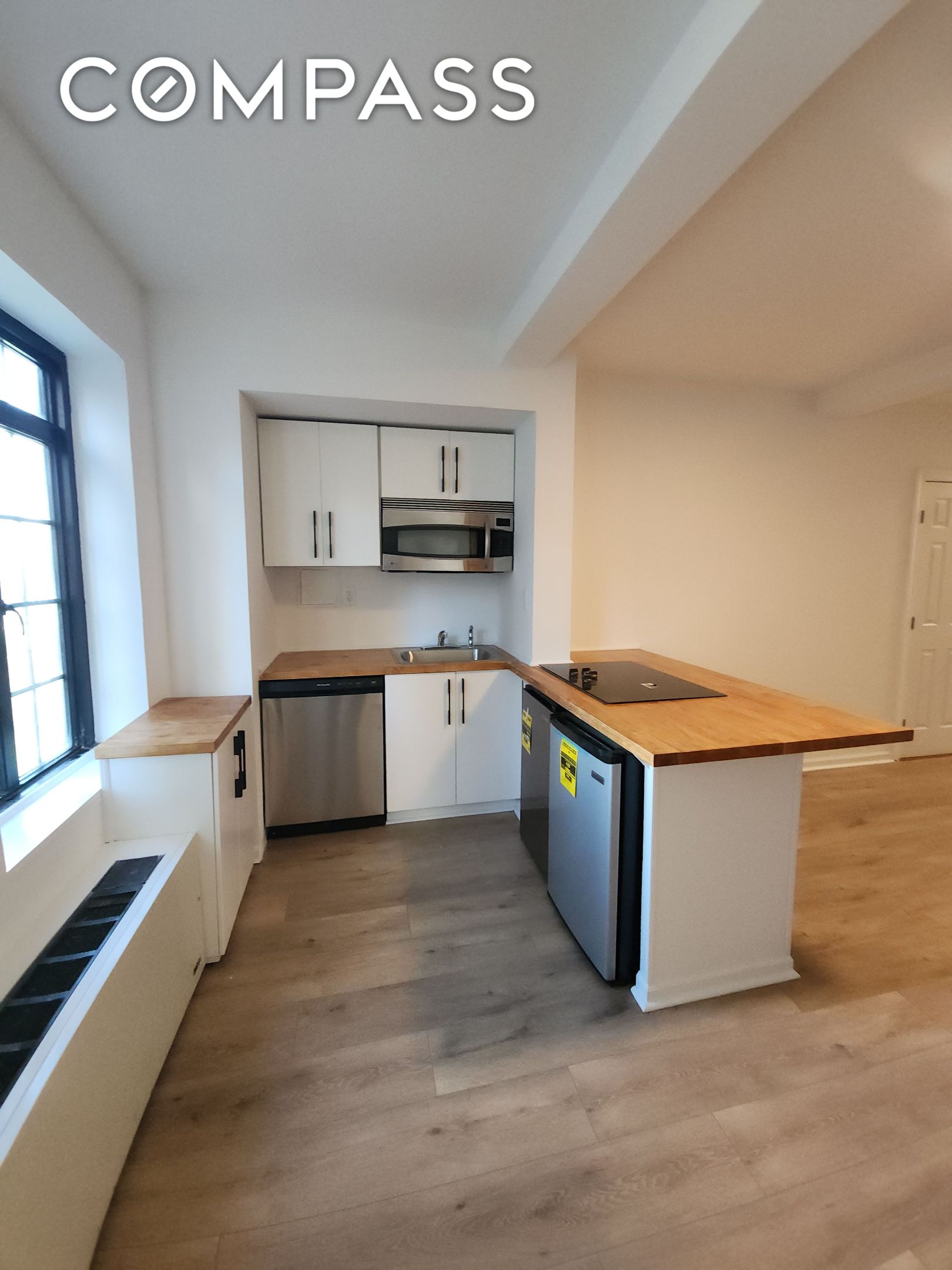 #11 photo, 5 Tudor City Place, Murray Hill , NY 10017