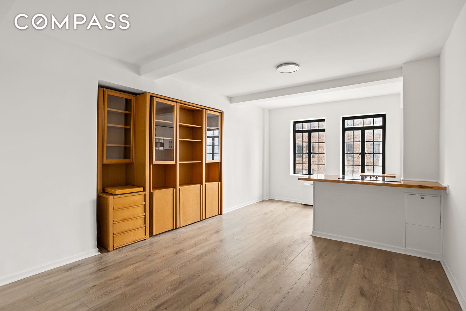 #3 photo, 5 Tudor City Place, Murray Hill , NY 10017