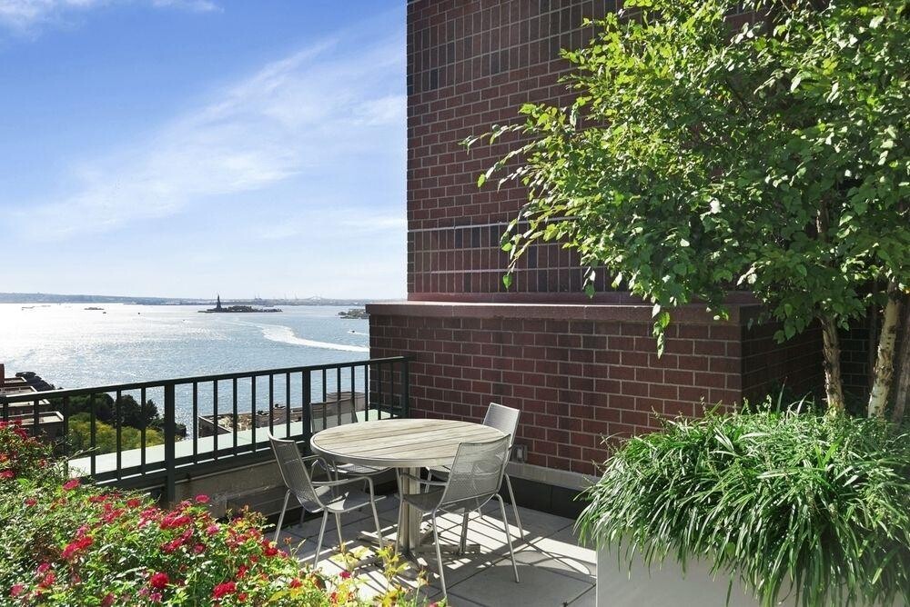 #11 photo, 225 RECTOR Place, Манхэттен ‖ Battery Park City , NY 10280