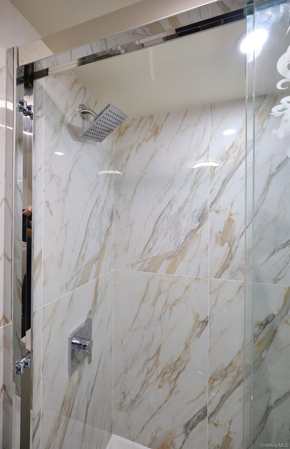 #15 photo, 24120 83 Avenue, কুইন্‌স Bellerose , NY 11426