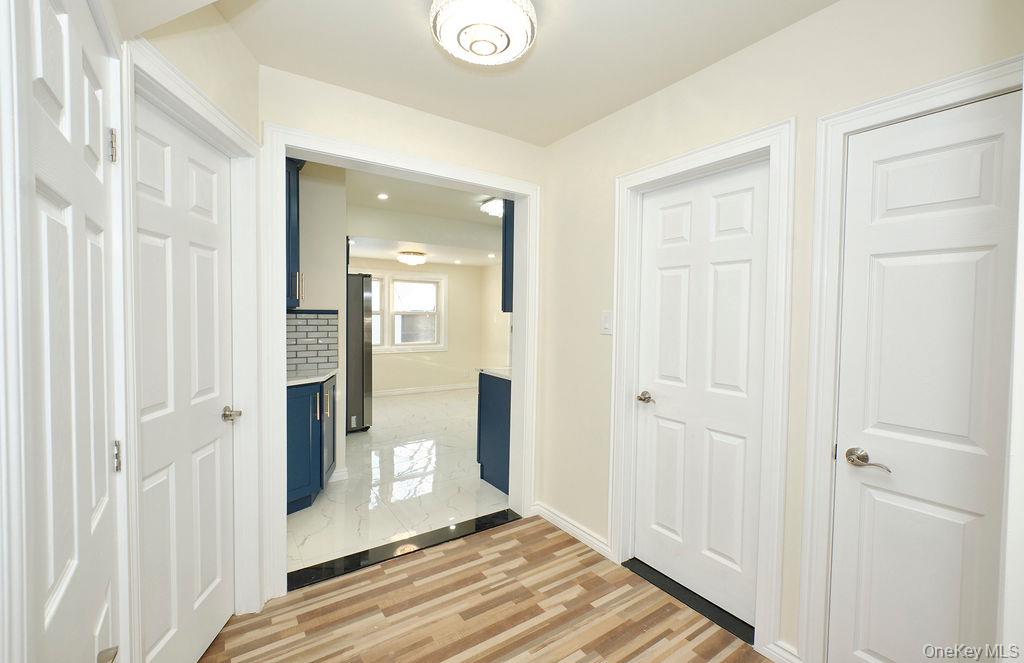 #5 photo, 24120 83 Avenue, কুইন্‌স Bellerose , NY 11426