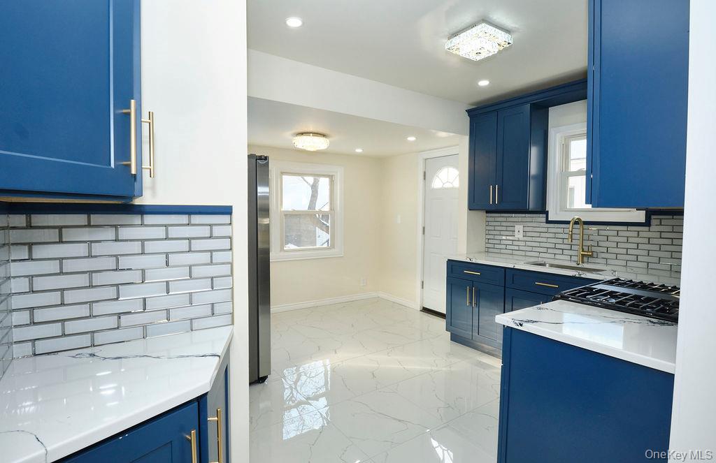 #8 photo, 24120 83 Avenue, কুইন্‌স Bellerose , NY 11426