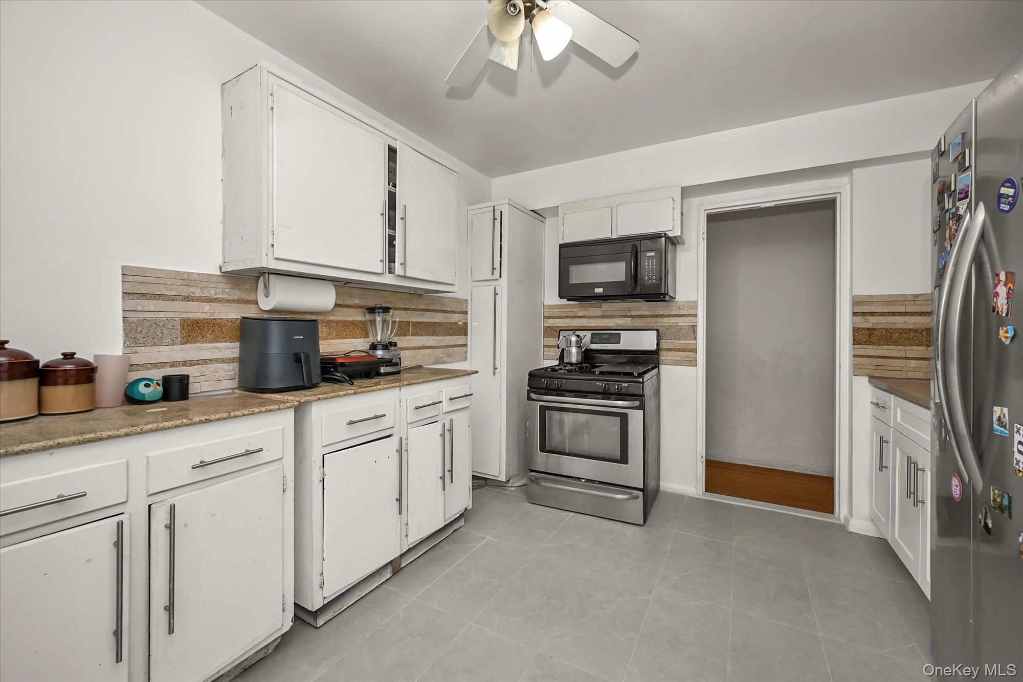 #16 photo, 99-30 59Ave, Corona , NY 11368