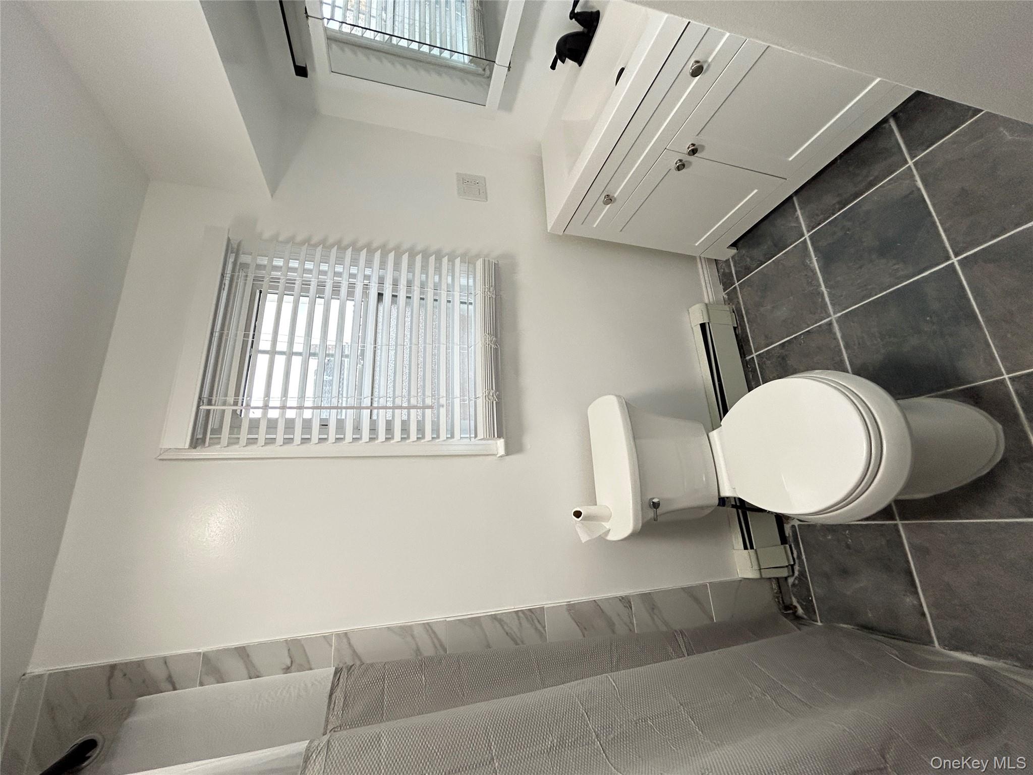 #9 photo, 3680 Naomi Street, Seaford , NY 11783