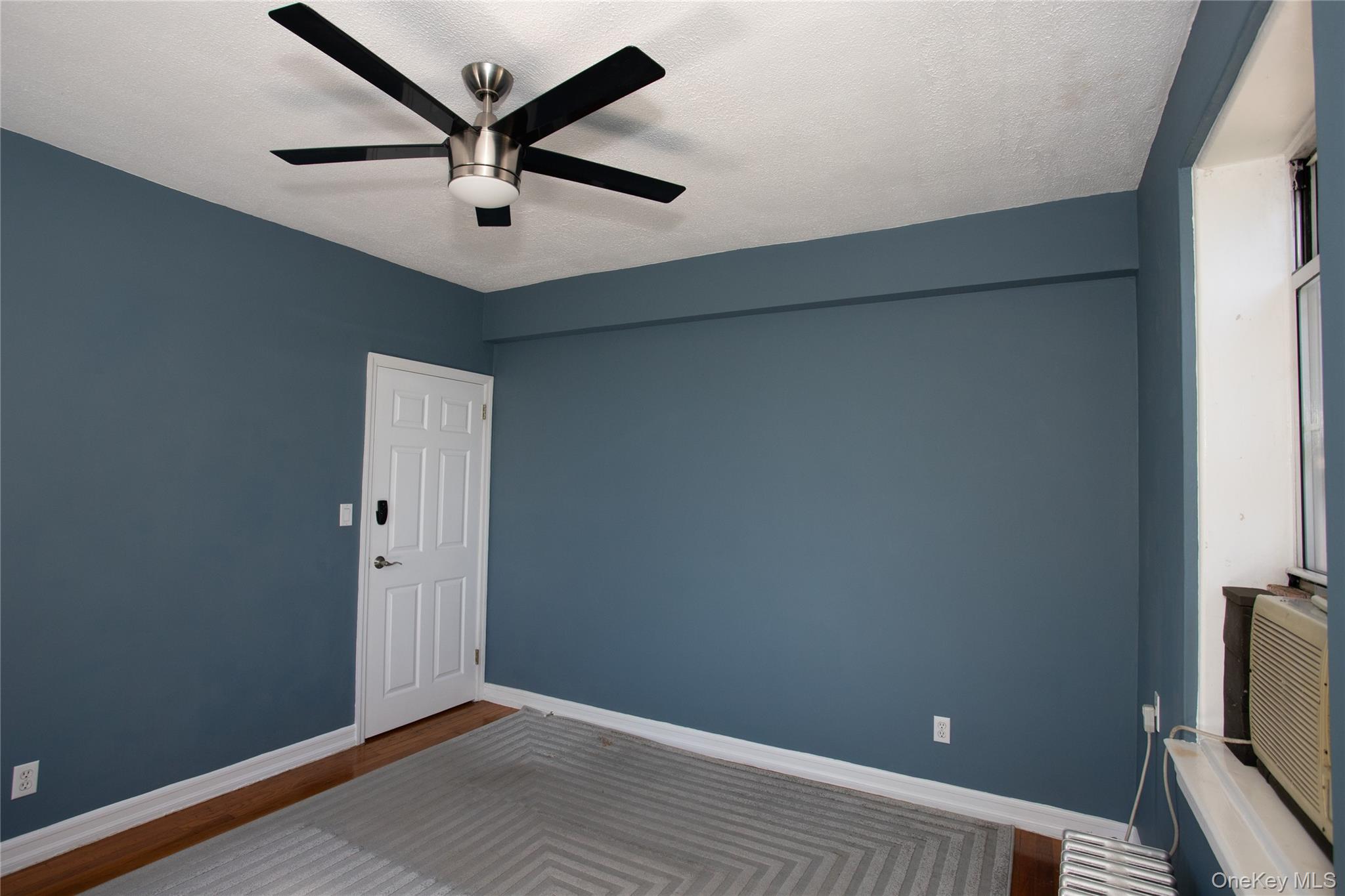 #11 photo, 5605 31st Avenue, কুইন্‌স Woodside , NY 11377