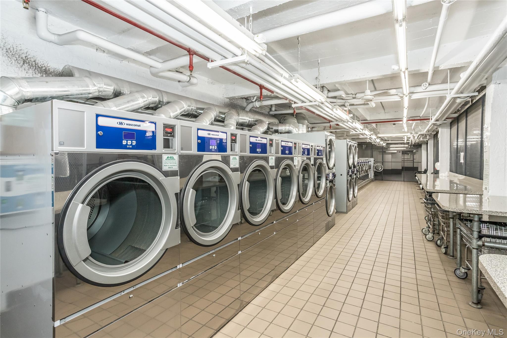 #14 photo, 5605 31st Avenue, কুইন্‌স Woodside , NY 11377