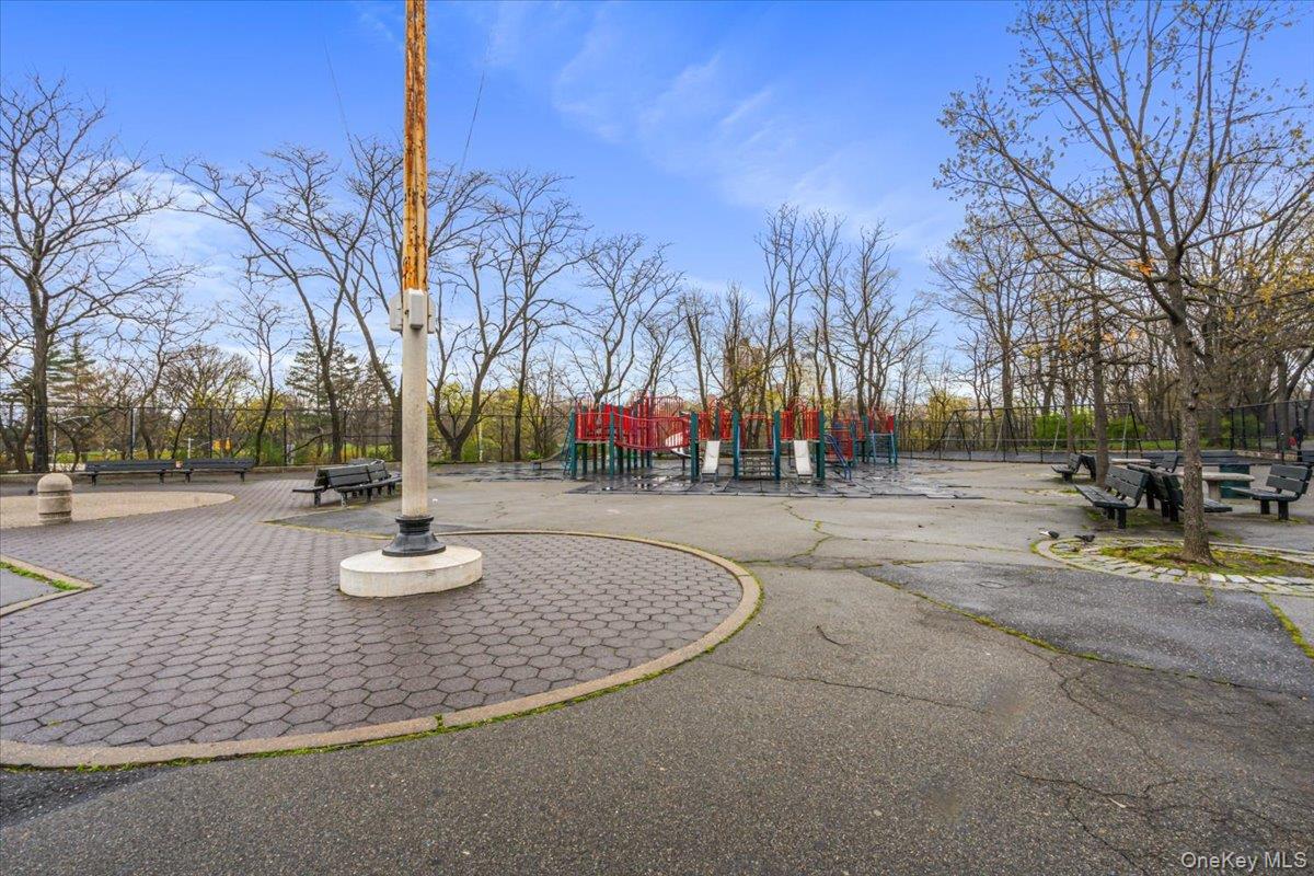 #16 photo, 85-15 Main Street, Briarwood , NY 11435