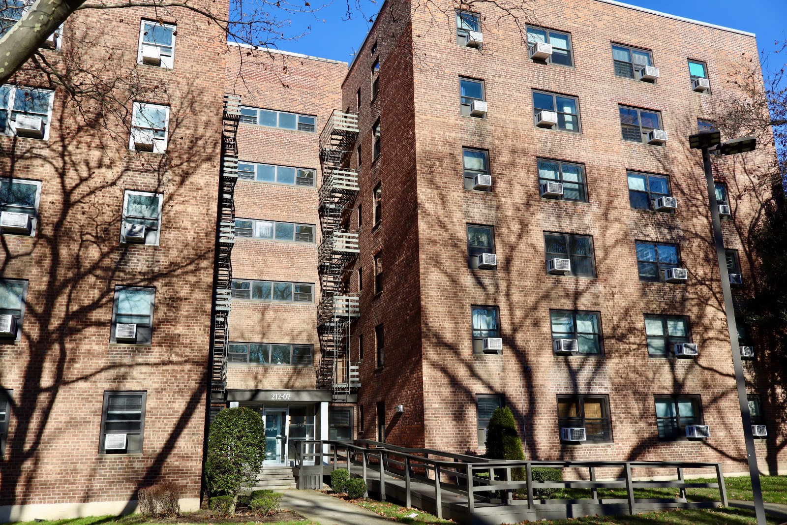 #1 photo, 21207 75 Ave , #1N, Bayside , NY 11364