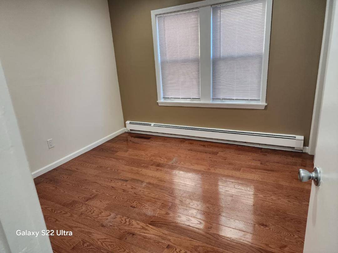 #6 photo, 24105 Mayda Road, 皇后区 Rosedale , NY 11422