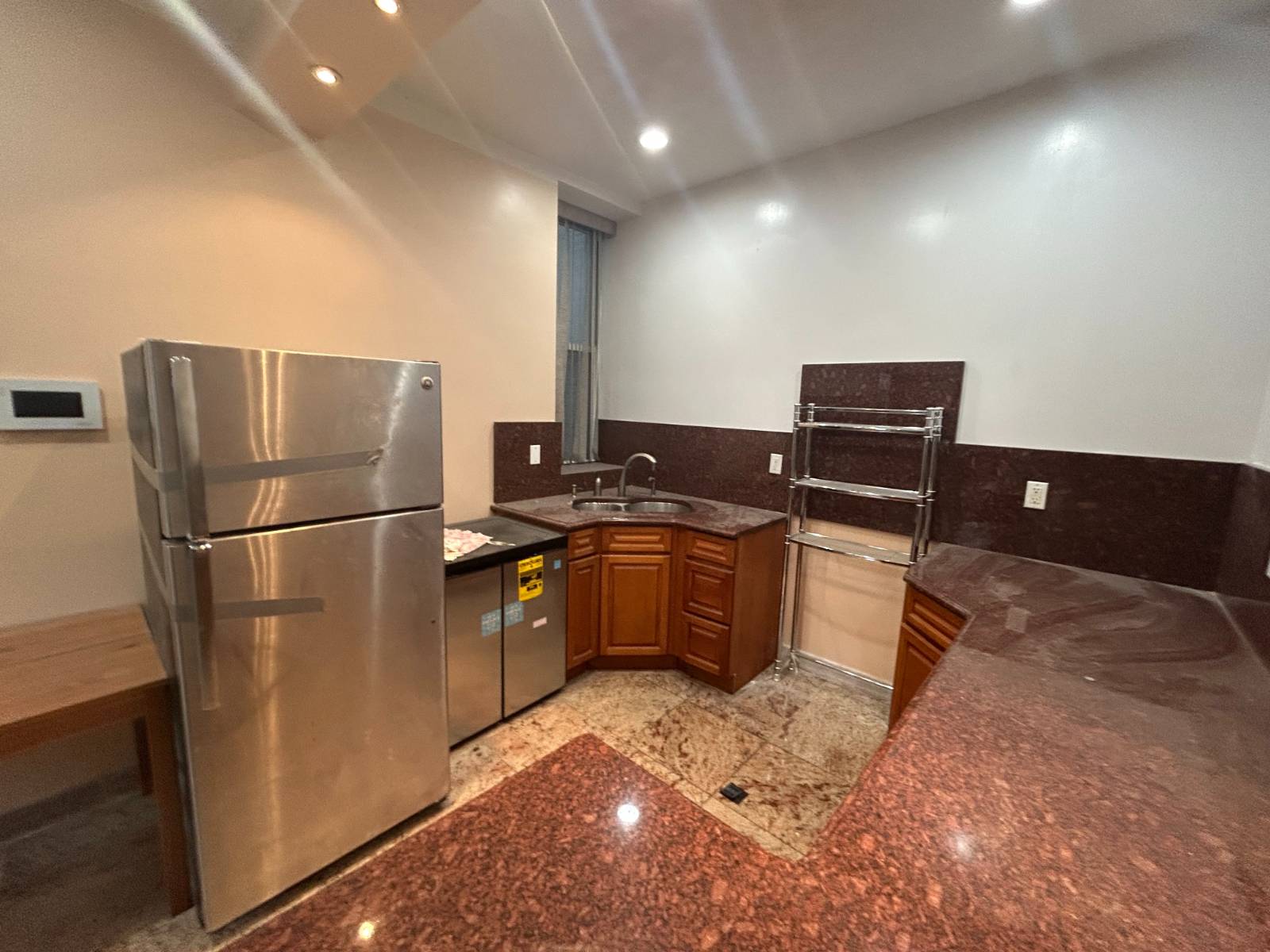 #4 photo, 1829 Grove Street, কুইন্‌স Ridgewood , NY 11385