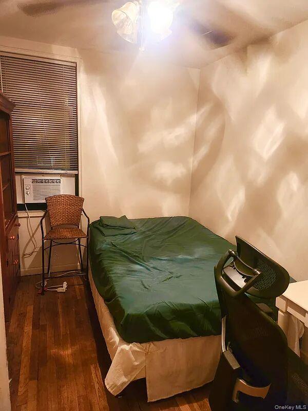 #8 photo, 139-15 83rd Avenue, Briarwood , NY 11435