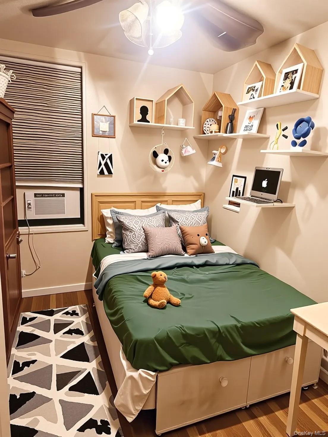 #9 photo, 139-15 83rd Avenue, Briarwood , NY 11435