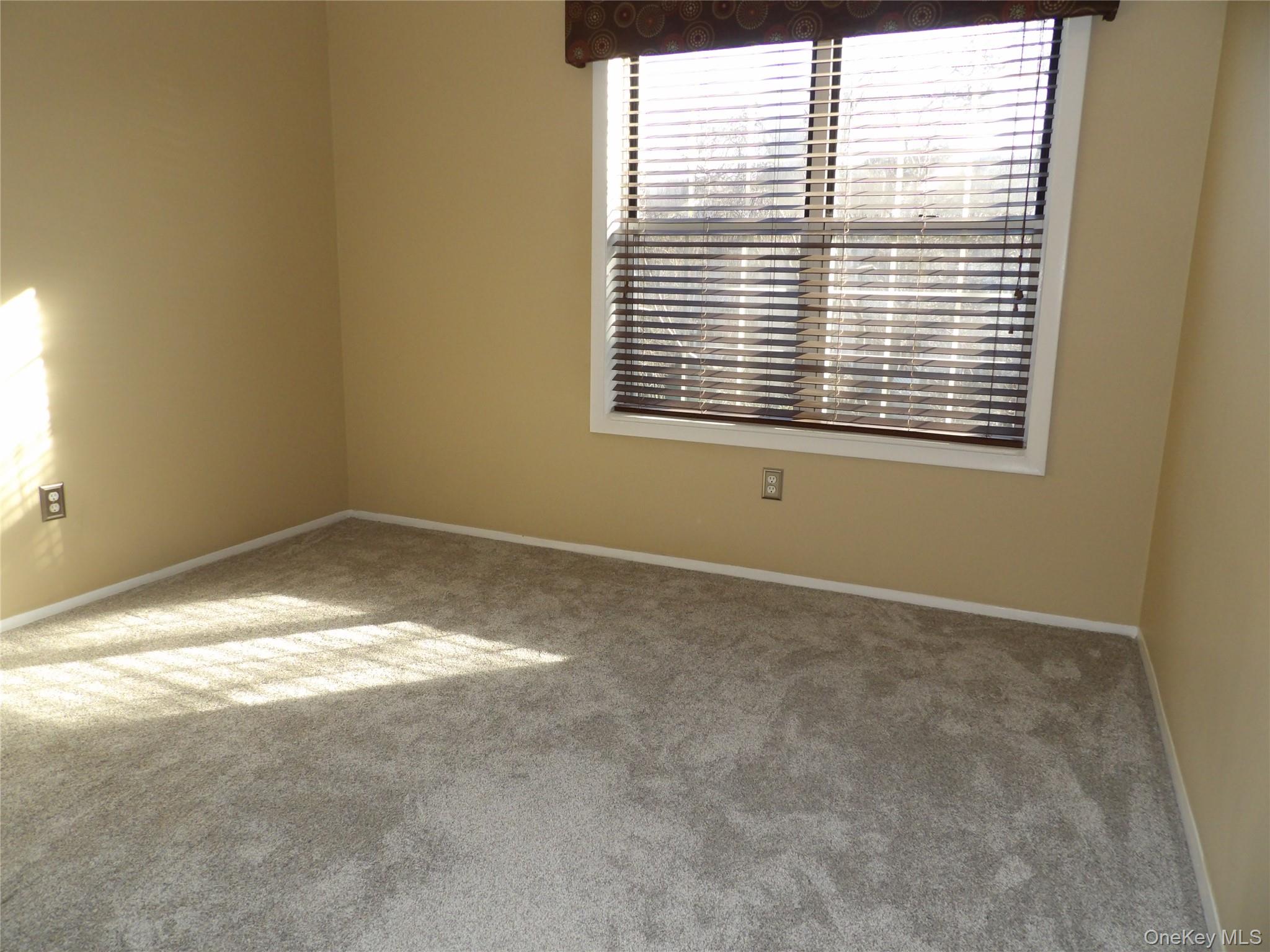 #13 photo, 26 Greenmeadow Drive, Babylon , NY 11702