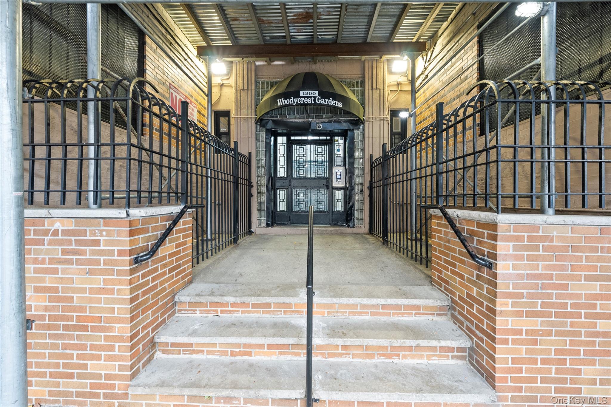 #11 photo, 1200 Woodycrest Ave, Bronx , NY 10452