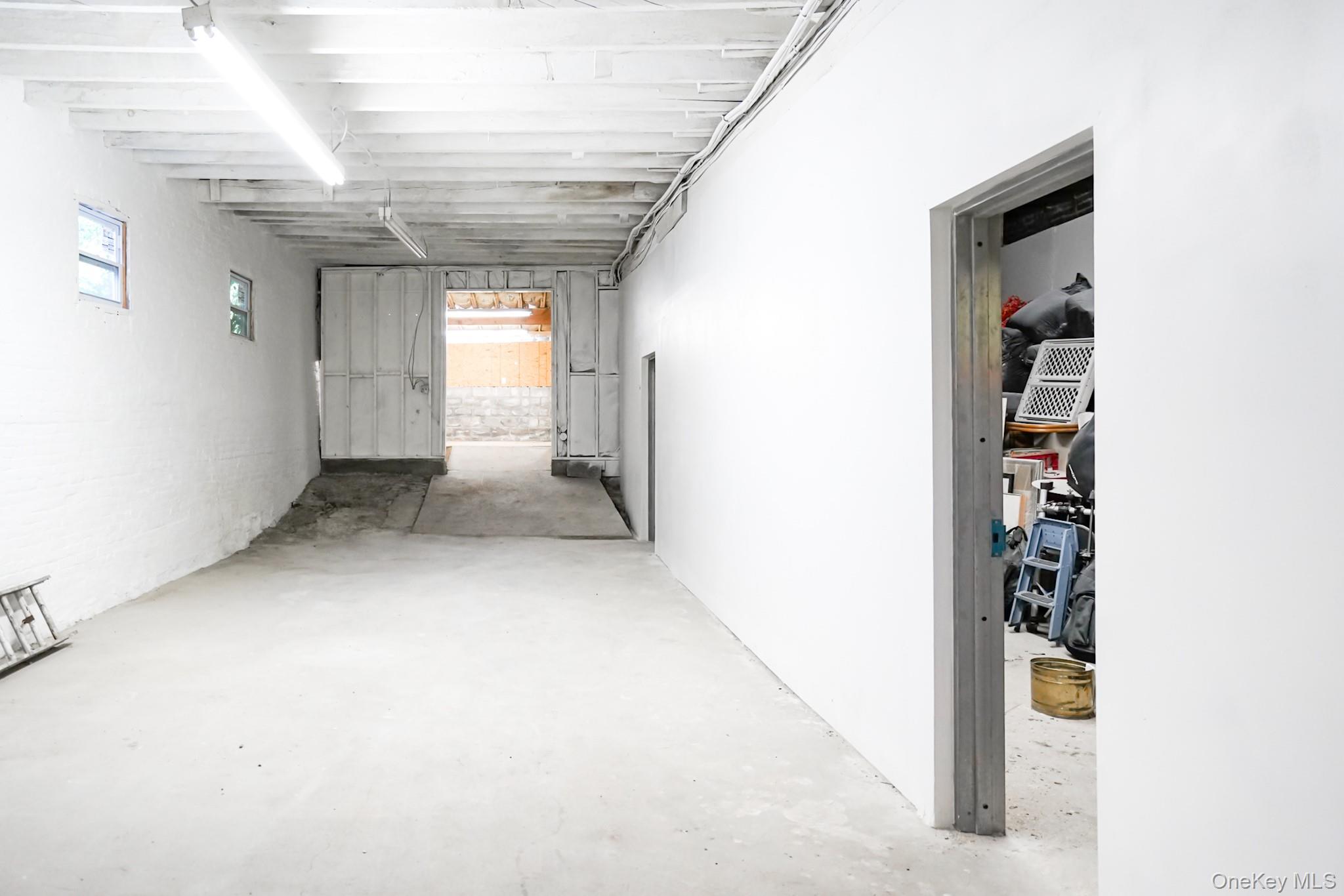 #11 photo, 32 Chambers Street, Newburgh , NY 12550