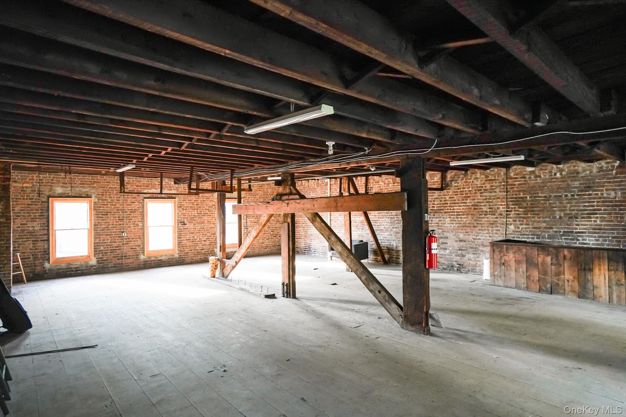 #3 photo, 32 Chambers Street, Newburgh , NY 12550