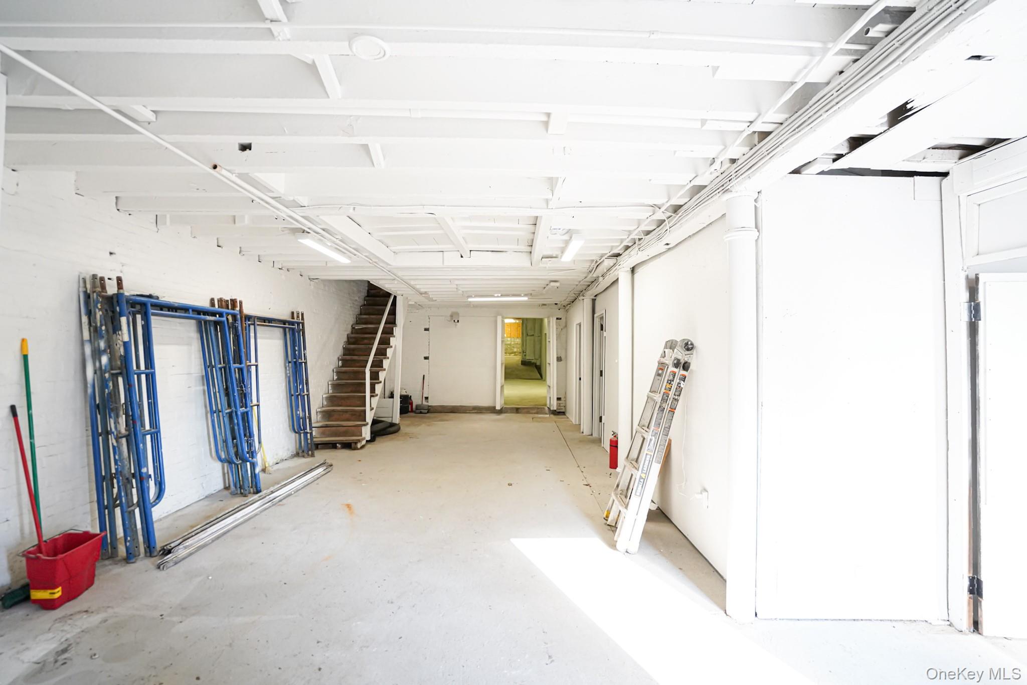 #6 photo, 32 Chambers Street, Newburgh , NY 12550