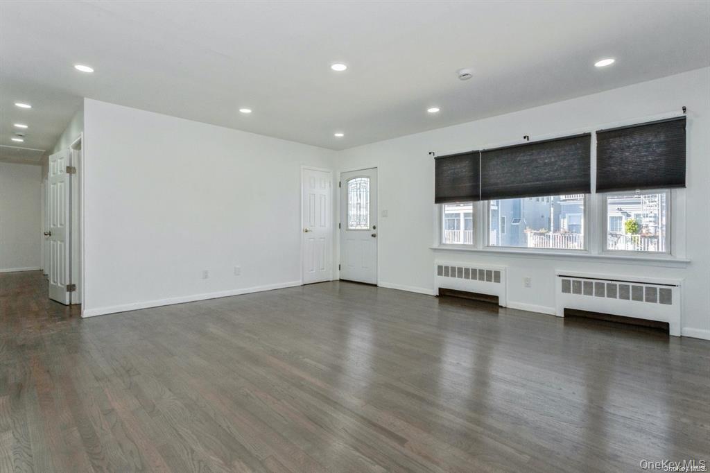 #9 photo, 250 New York Avenue, 長島 長灘 Long Beach , NY 11561