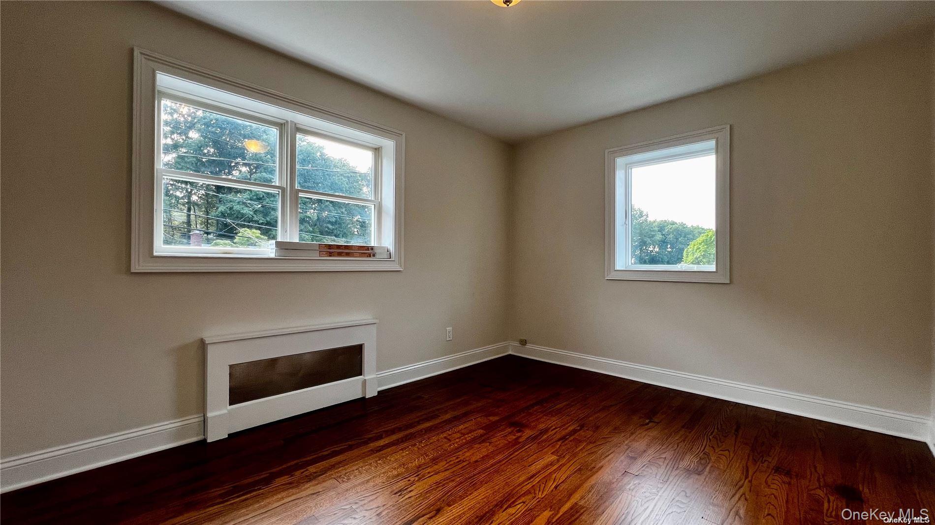 #10 photo, 117 Summers Street, ناسو Oyster Bay , NY 11771