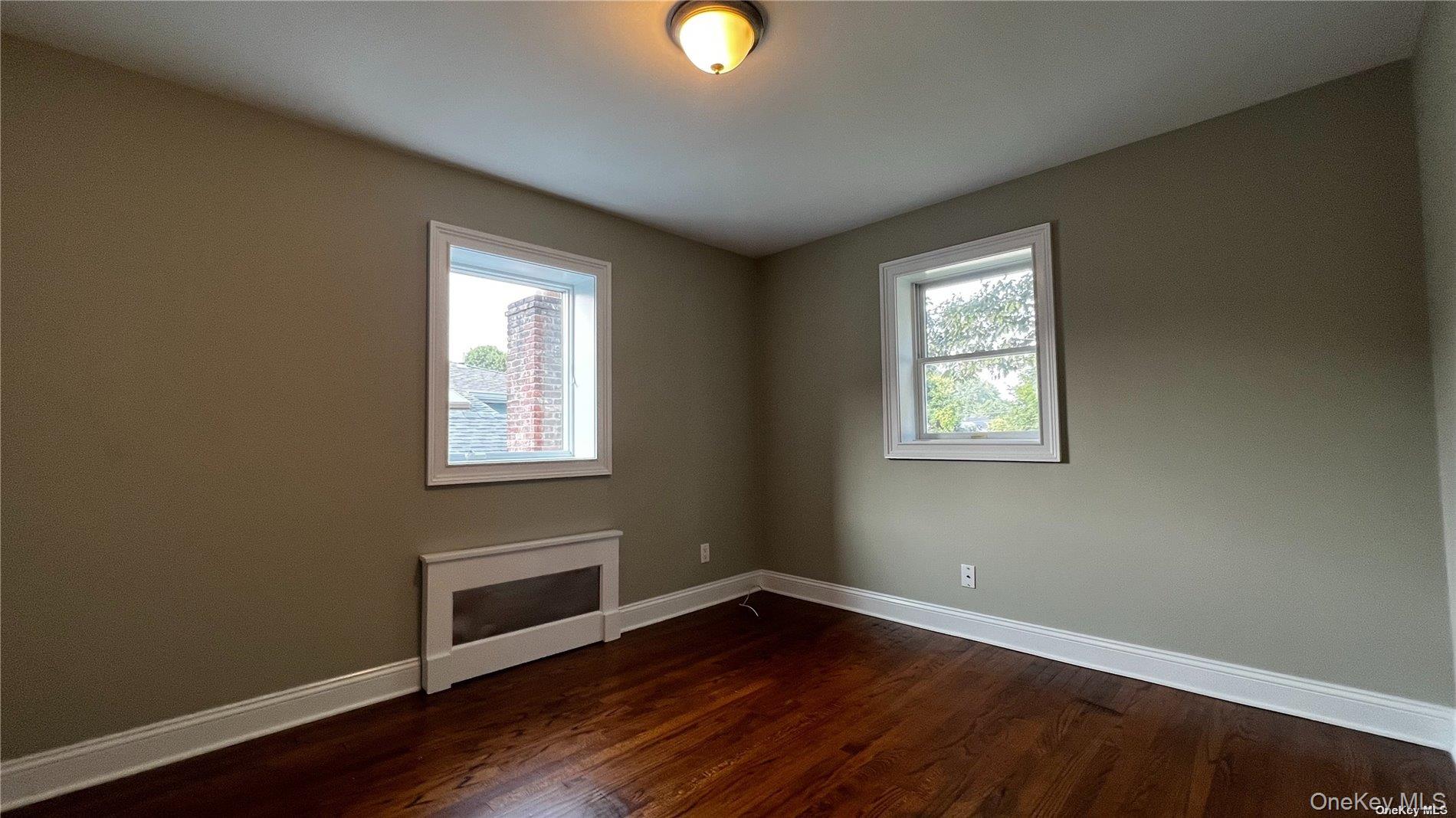 #12 photo, 117 Summers Street, ناسو Oyster Bay , NY 11771