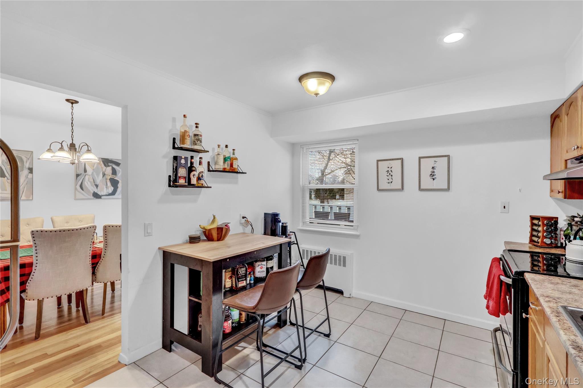 #13 photo, 64 Eileen Avenue, Plainview , NY 11803