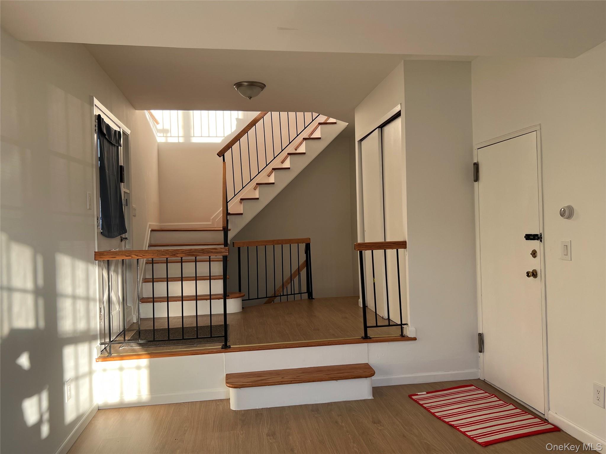 #4 photo, 6119 232nd Street, কুইন্‌স Oakland Gardens , NY 11364