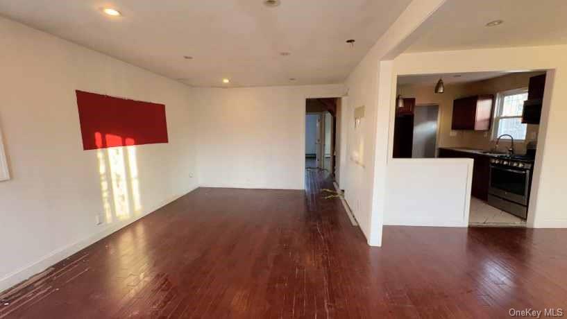 #12 photo, 130-57 233rd Street, 뉴욕퀸즈 Rosedale , NY 11422