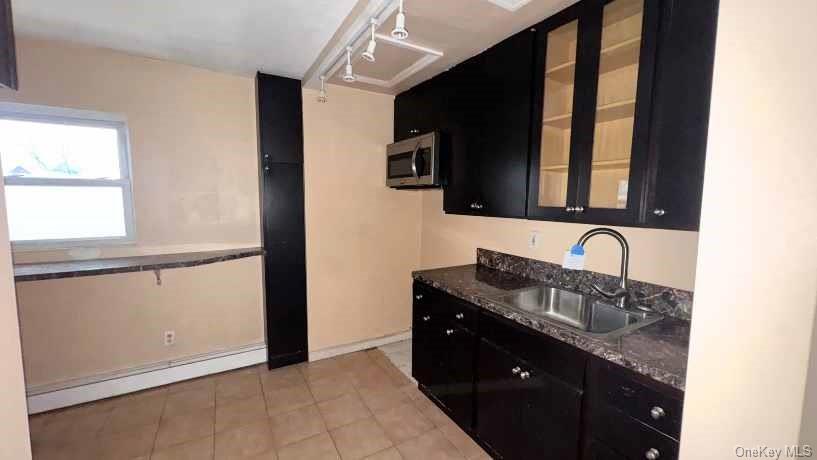 #4 photo, 130-57 233rd Street, 뉴욕퀸즈 Rosedale , NY 11422