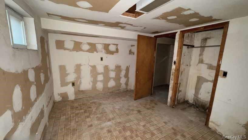 #6 photo, 130-57 233rd Street, 뉴욕퀸즈 Rosedale , NY 11422