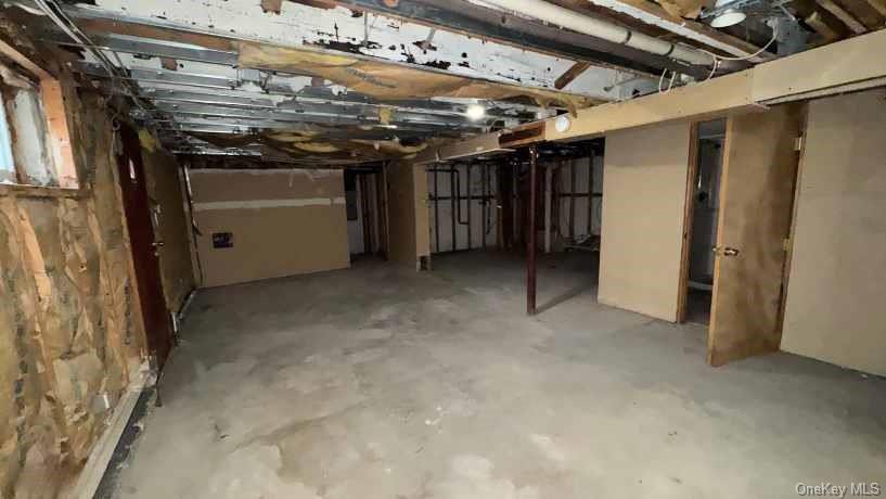 #7 photo, 130-57 233rd Street, 뉴욕퀸즈 Rosedale , NY 11422