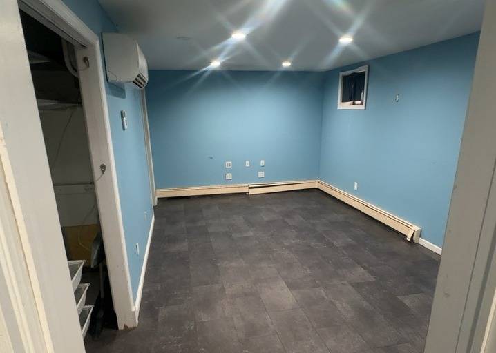 #12 photo, 29 Litchfield Ave, 長島 Elmont , NY 11003