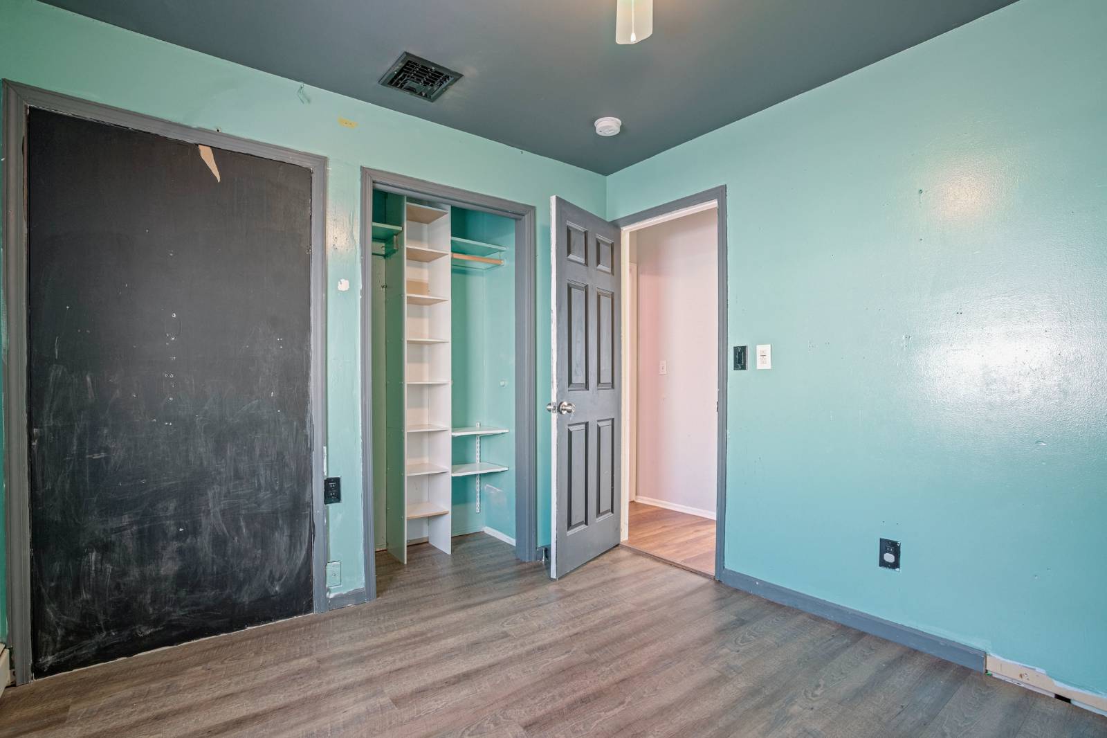 #26 photo, 29 Litchfield Ave, Elmont , NY 11003