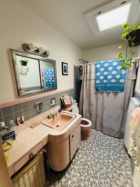 #21 photo, 61-27 69th Lane, কুইন্‌স Middle Village , NY 11379