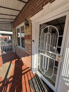 #3 photo, 61-27 69th Lane, কুইন্‌স Middle Village , NY 11379